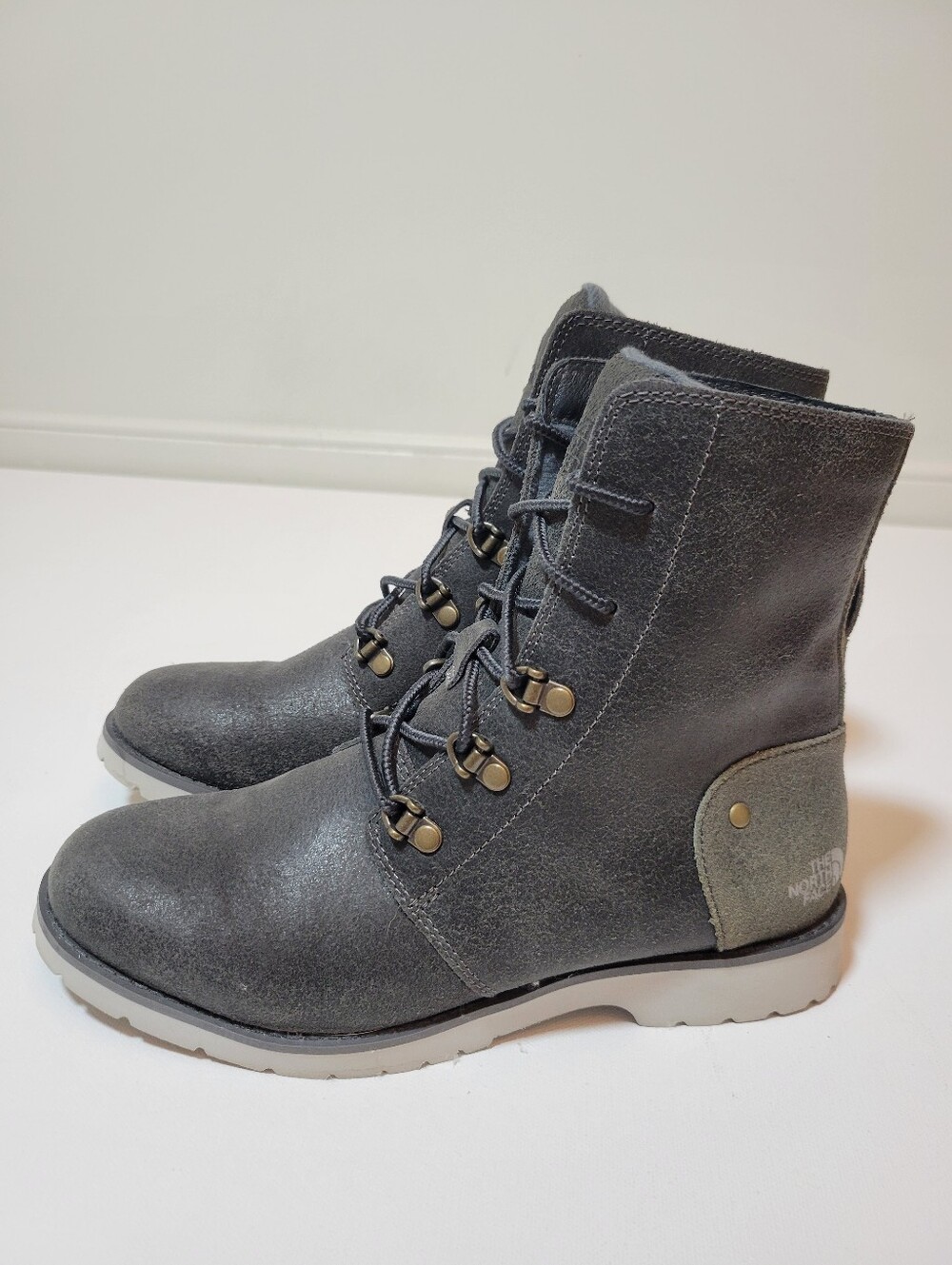 The North Face Ballard Lace II Womens 7 Gray Suede Leather Lace Up Boots